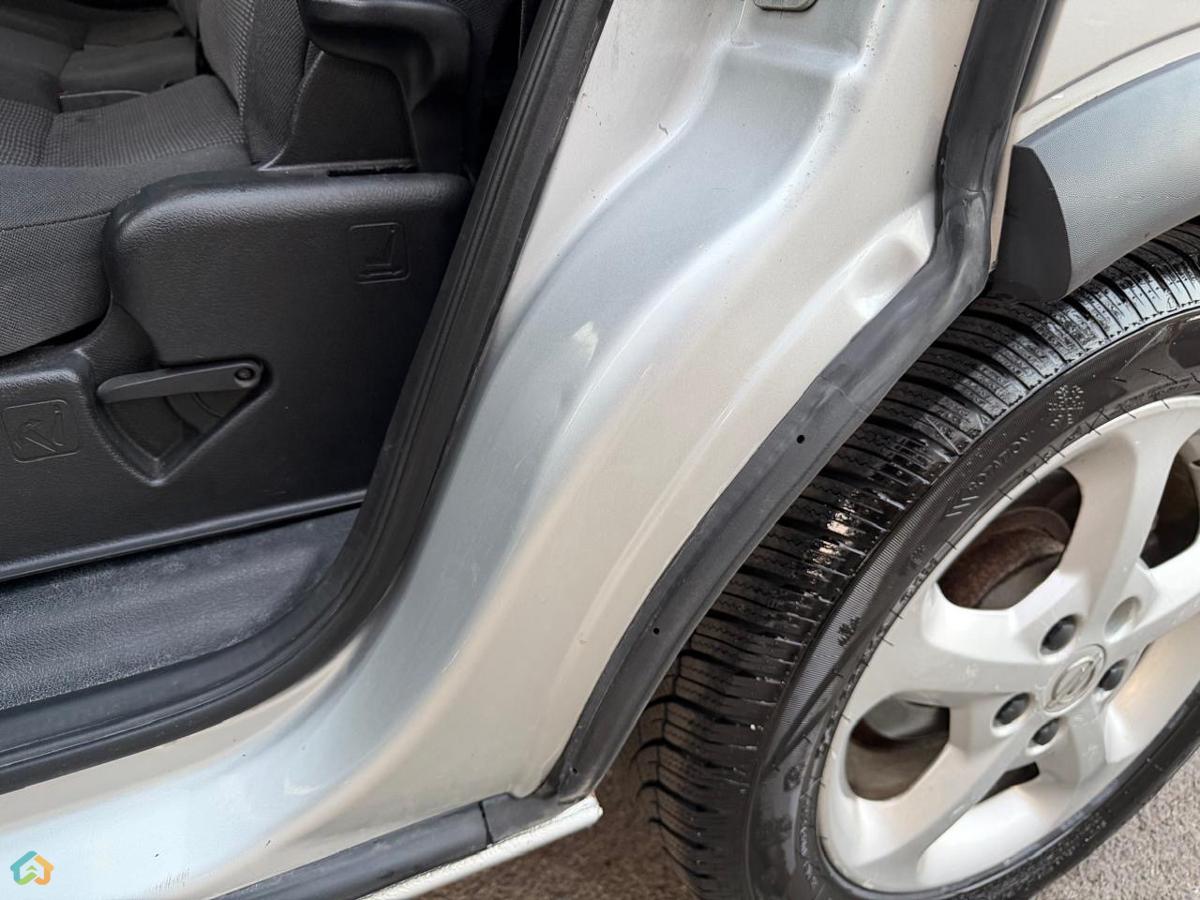 Opel Zafira 1.8Z - image 15