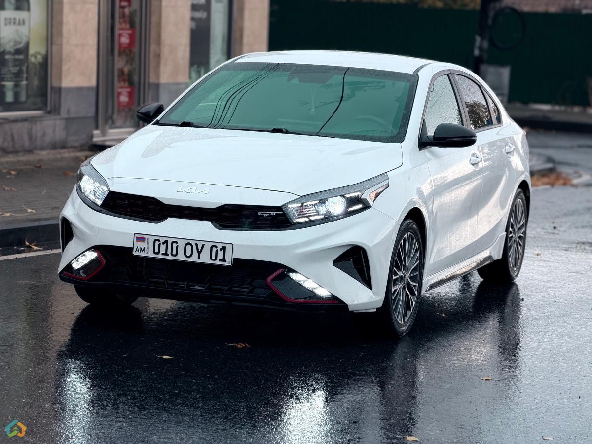 Kia Forte Gt-line - image 11