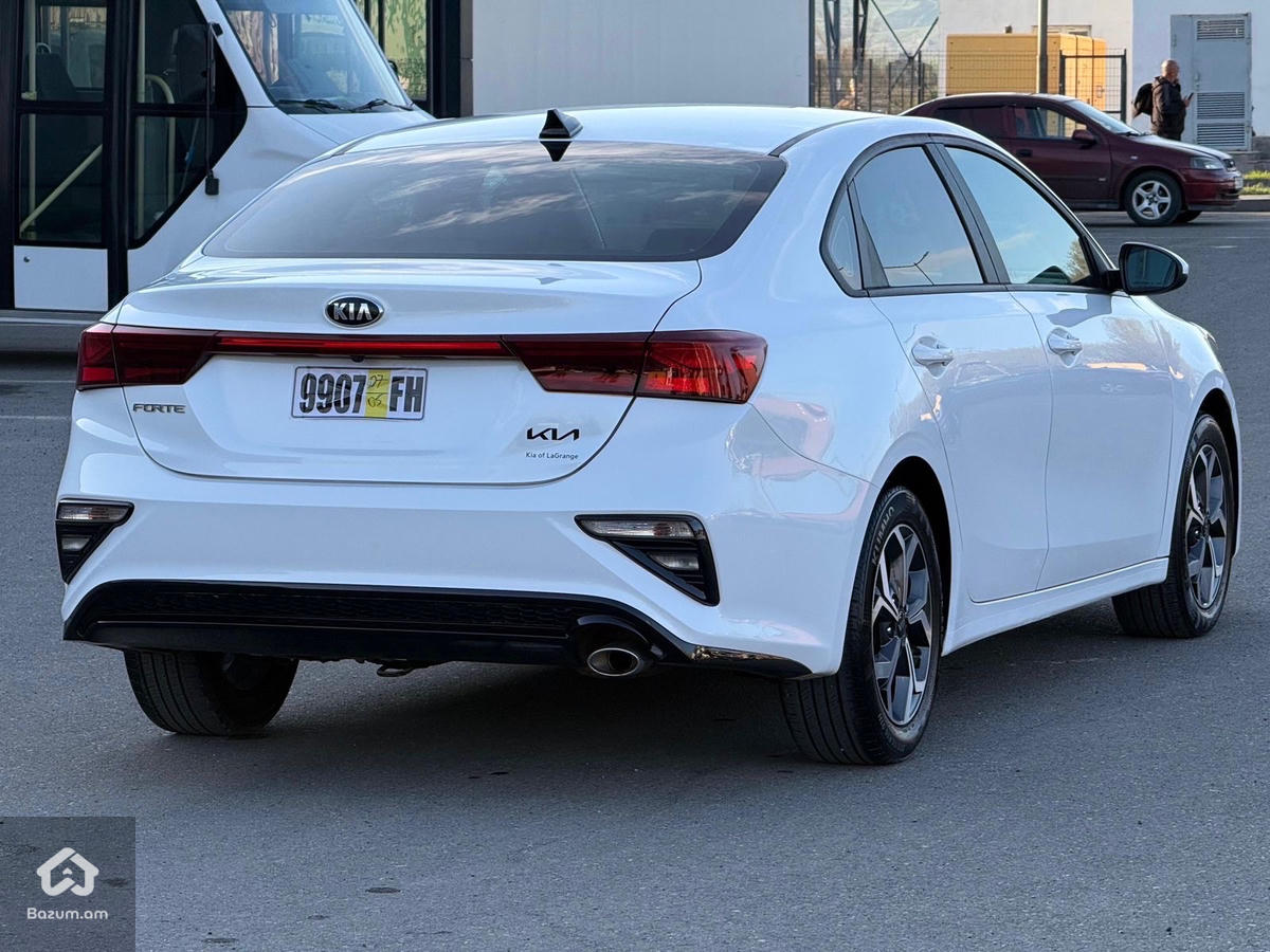 Kia. Forte - image 21