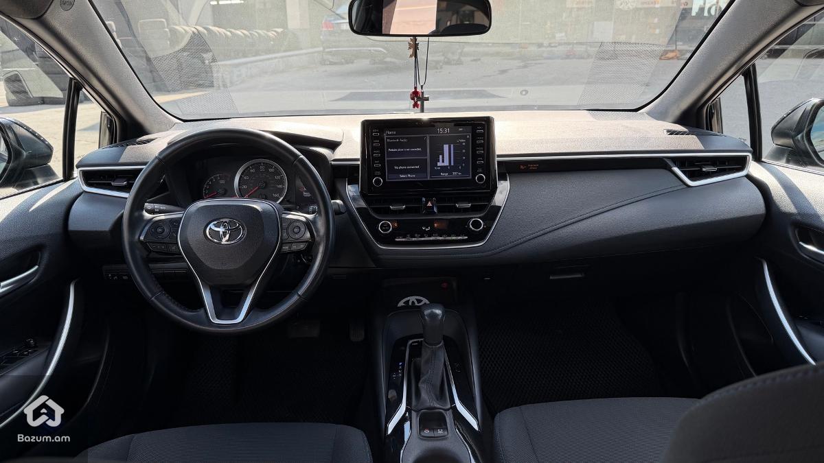 Toyota Corolla SE 2L - image 16