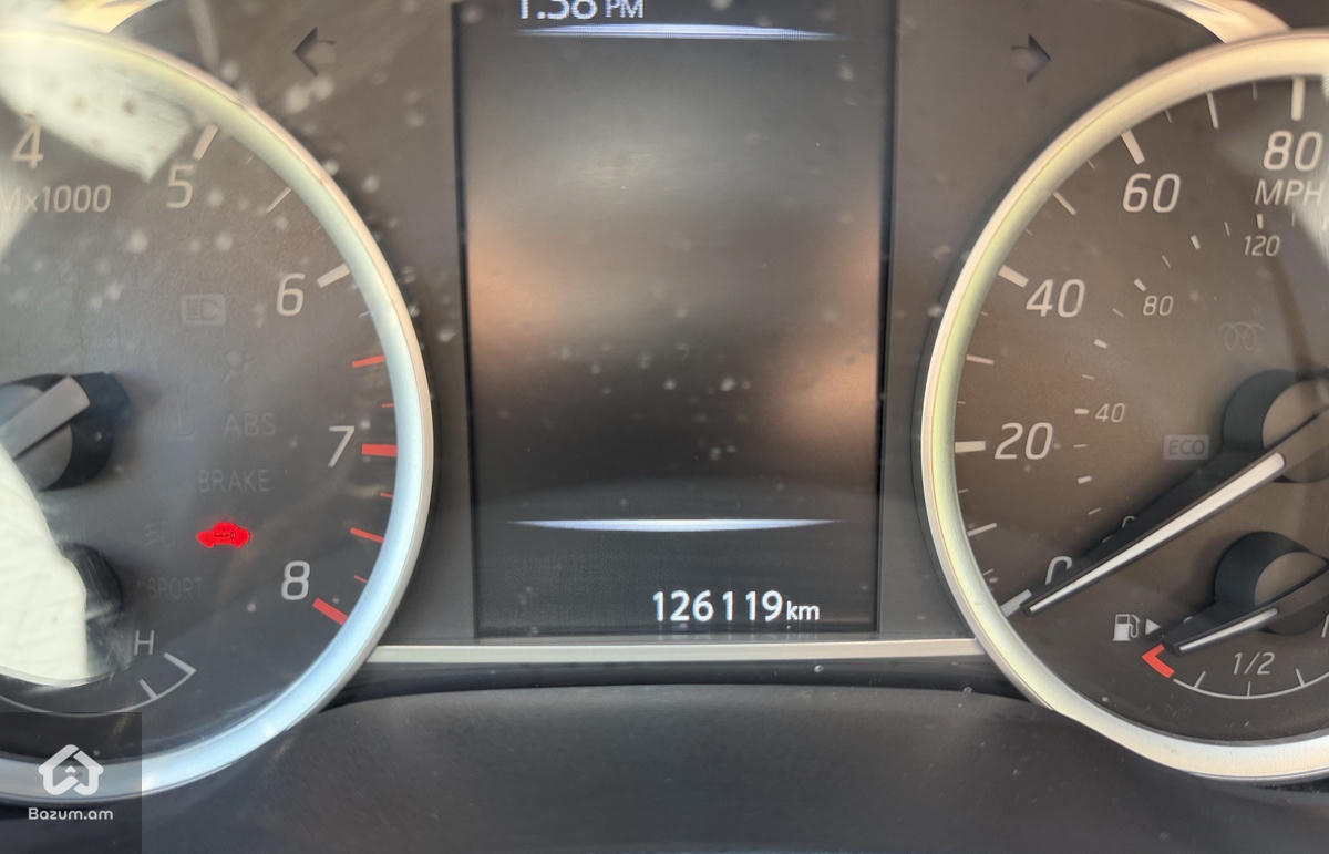 Nissan sentra - image 9