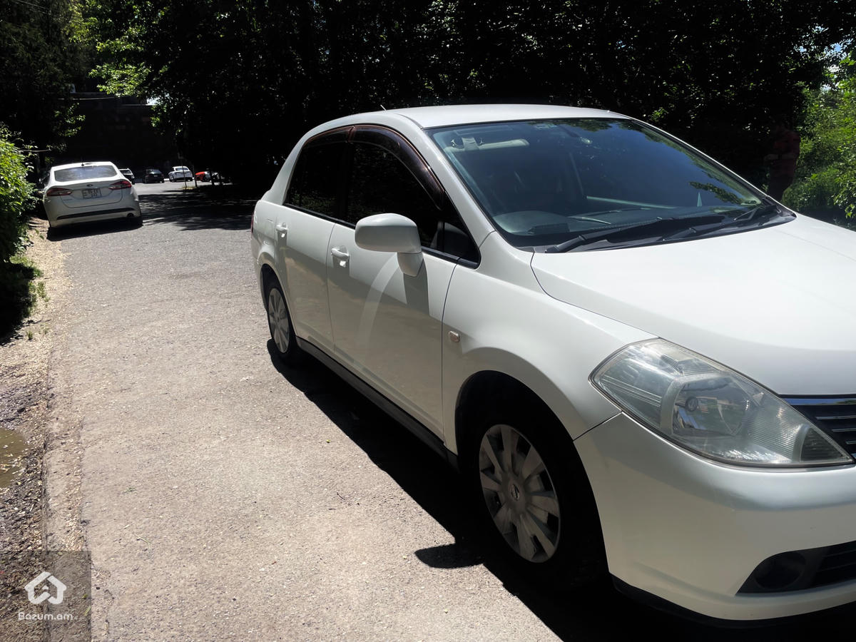 Nissan  - image 5