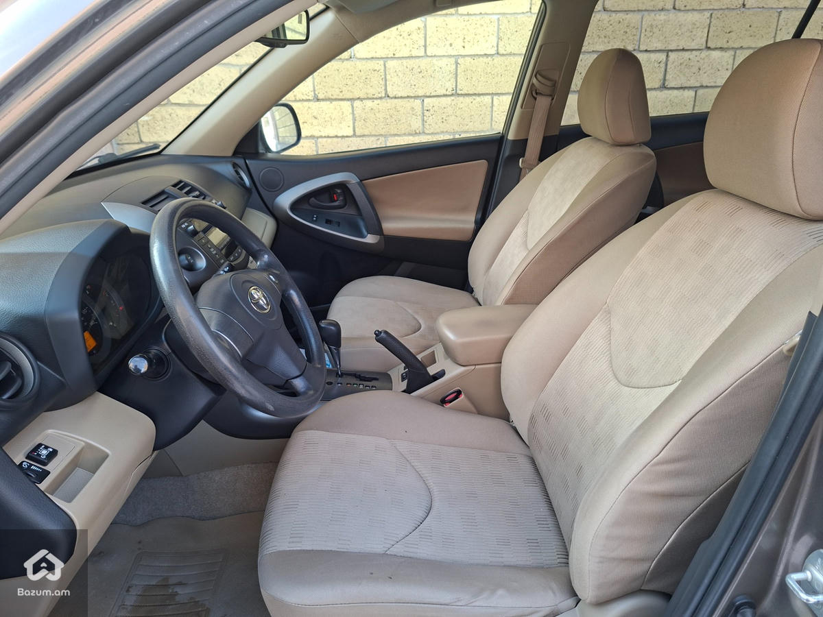 RAV 4 - image 7