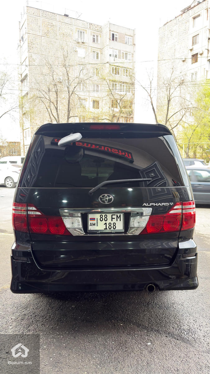 Toyota - image 2