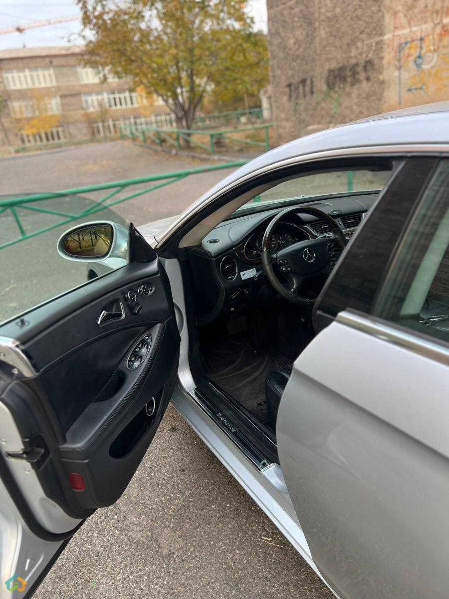 Mercedes benz cls 500 - image 9