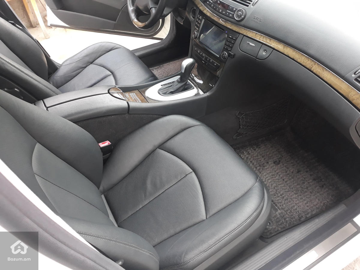 Mercedes W211 - image 19