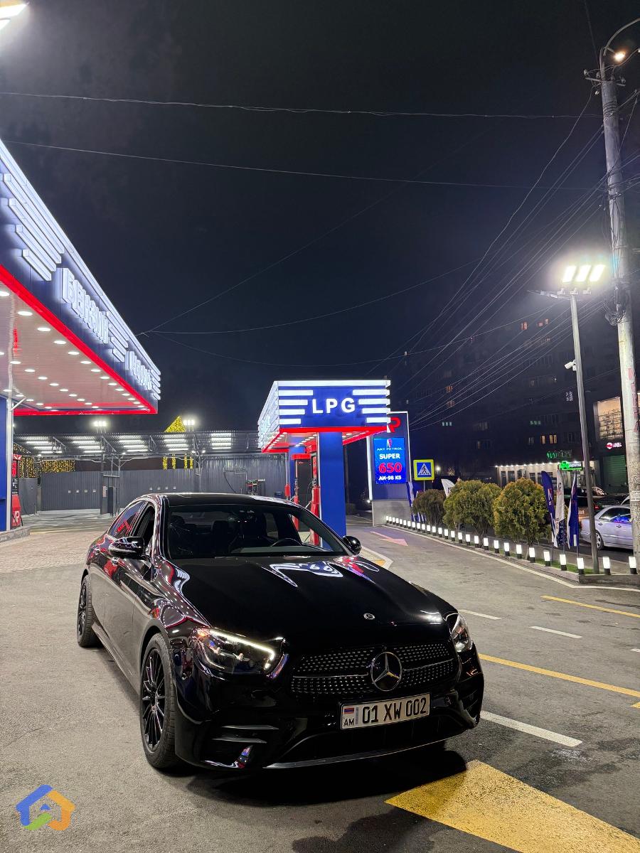 (2020-2021) Mercedes Benz E350  - image 18