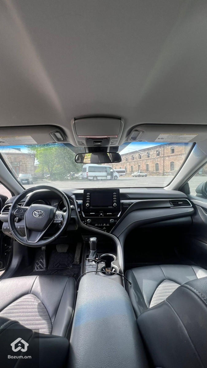 Toyota - image 4