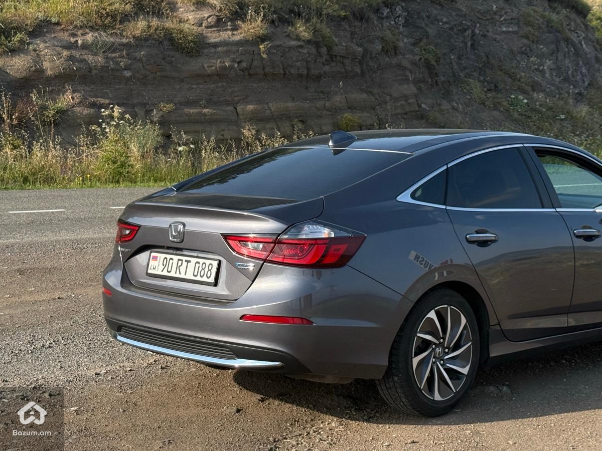 Honda Insight - image 13