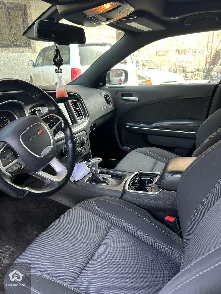 Dodge Charger GT Line - image 11