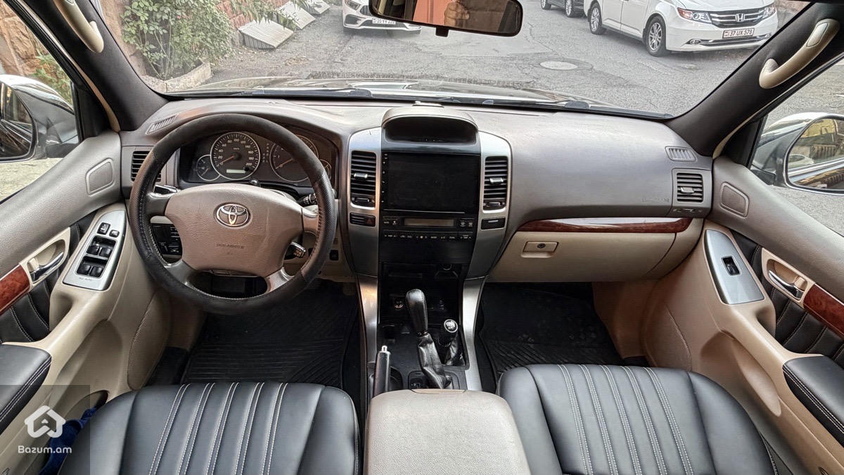 Toyota Land Cruiser Prado - image 6