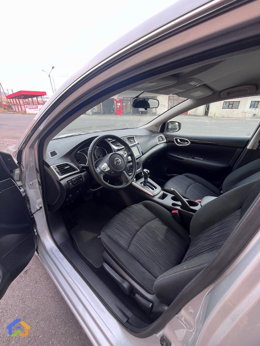 Nissan sentra sc 2019(2018) - image 4