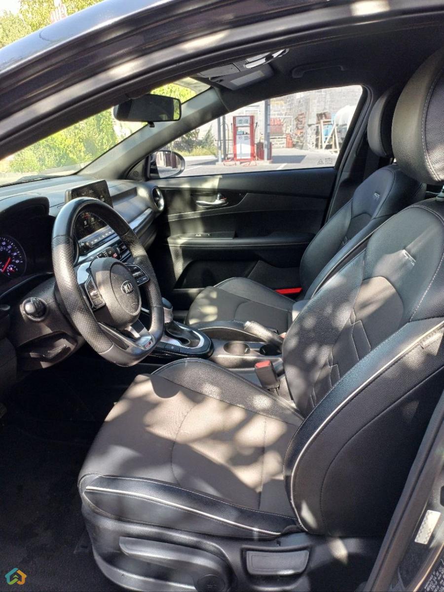 Kia Forte GT Line - image 4