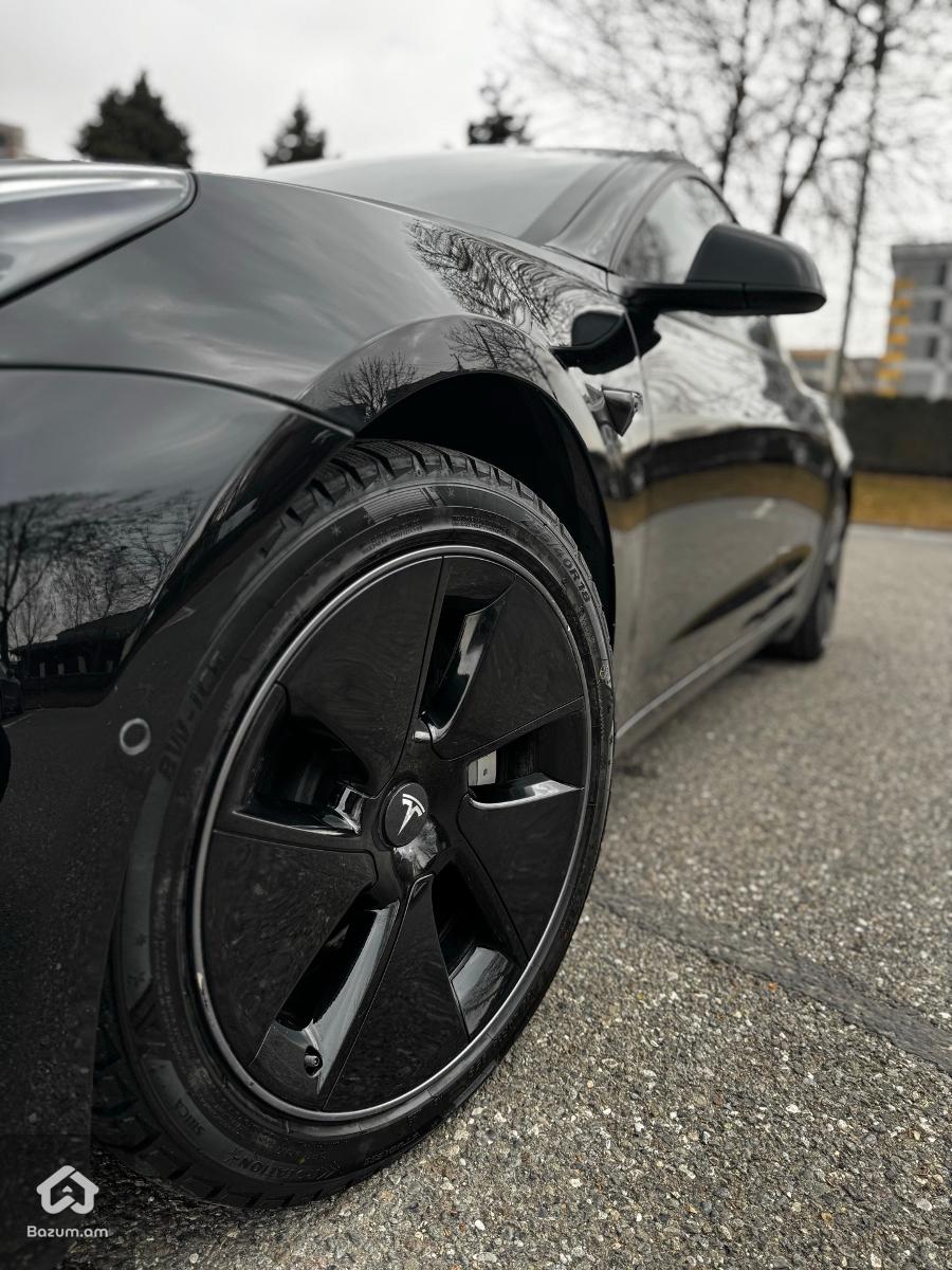 Tesla M3 SR+ - image 9