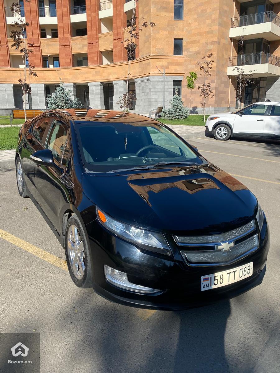 Chevrolet Volt 1 - image 1