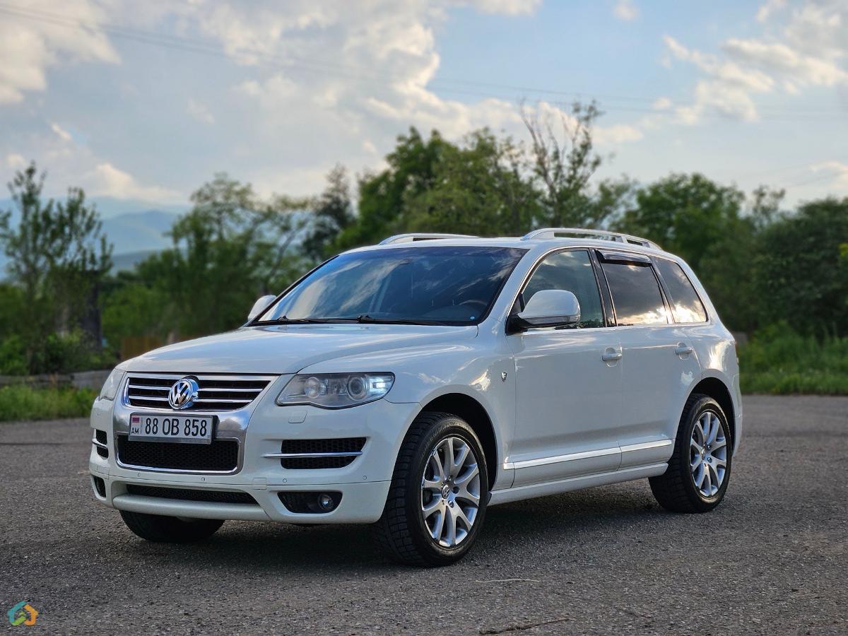 Volkswagen Touareg - image 2