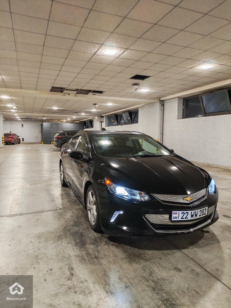Chevrolet Volt 2 LT - image 2