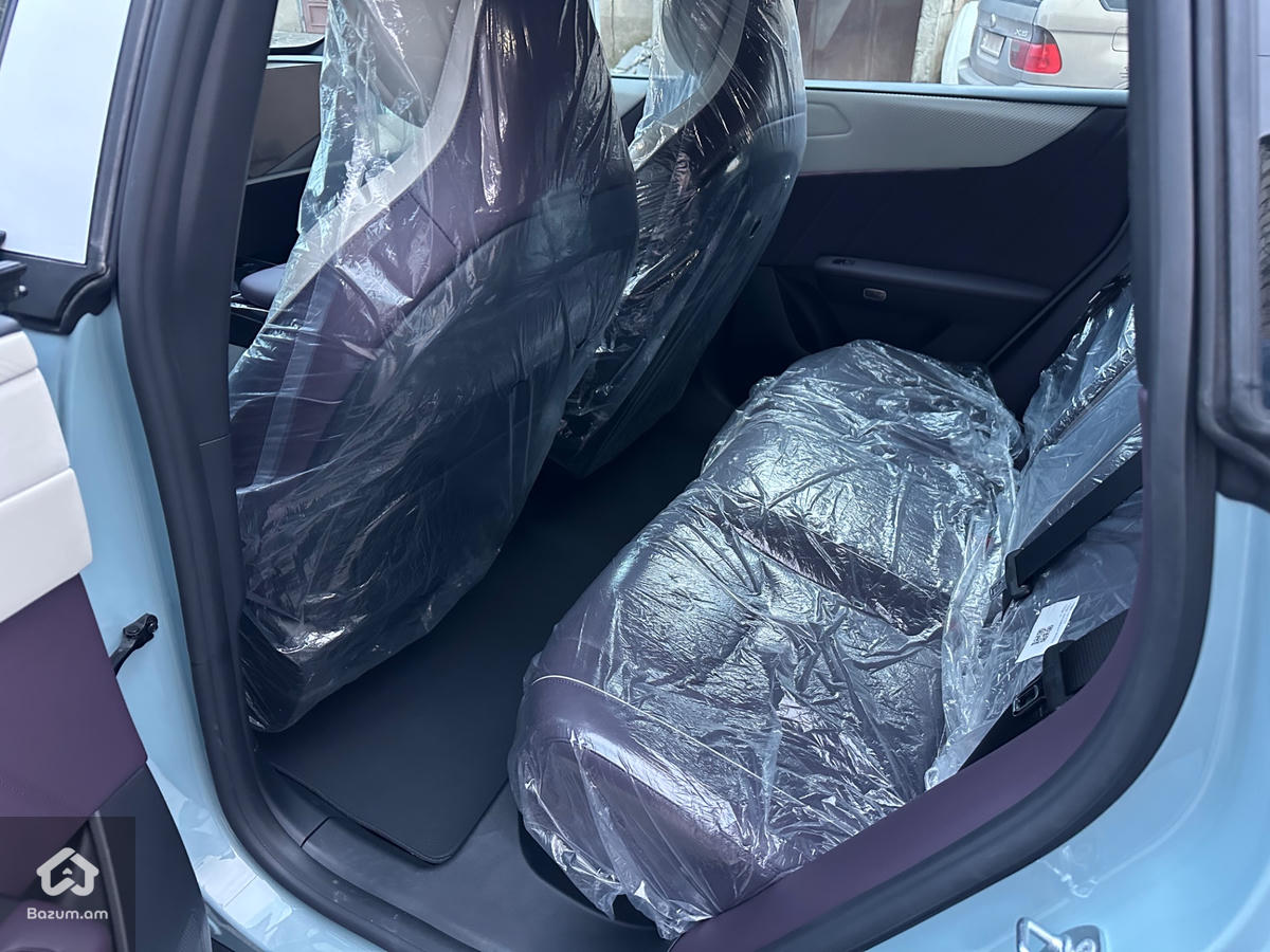 MAZDA EZ-60 - image 7