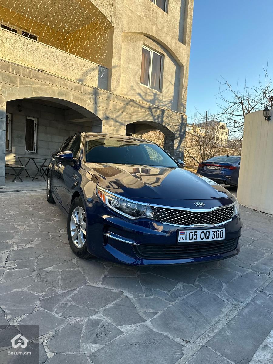 Kia Optima - image 1