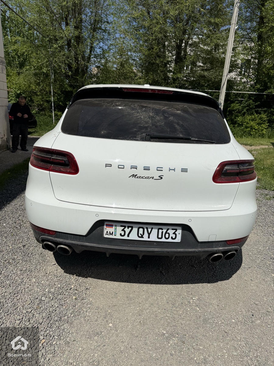 Porsche Macan 3.0 - image 7