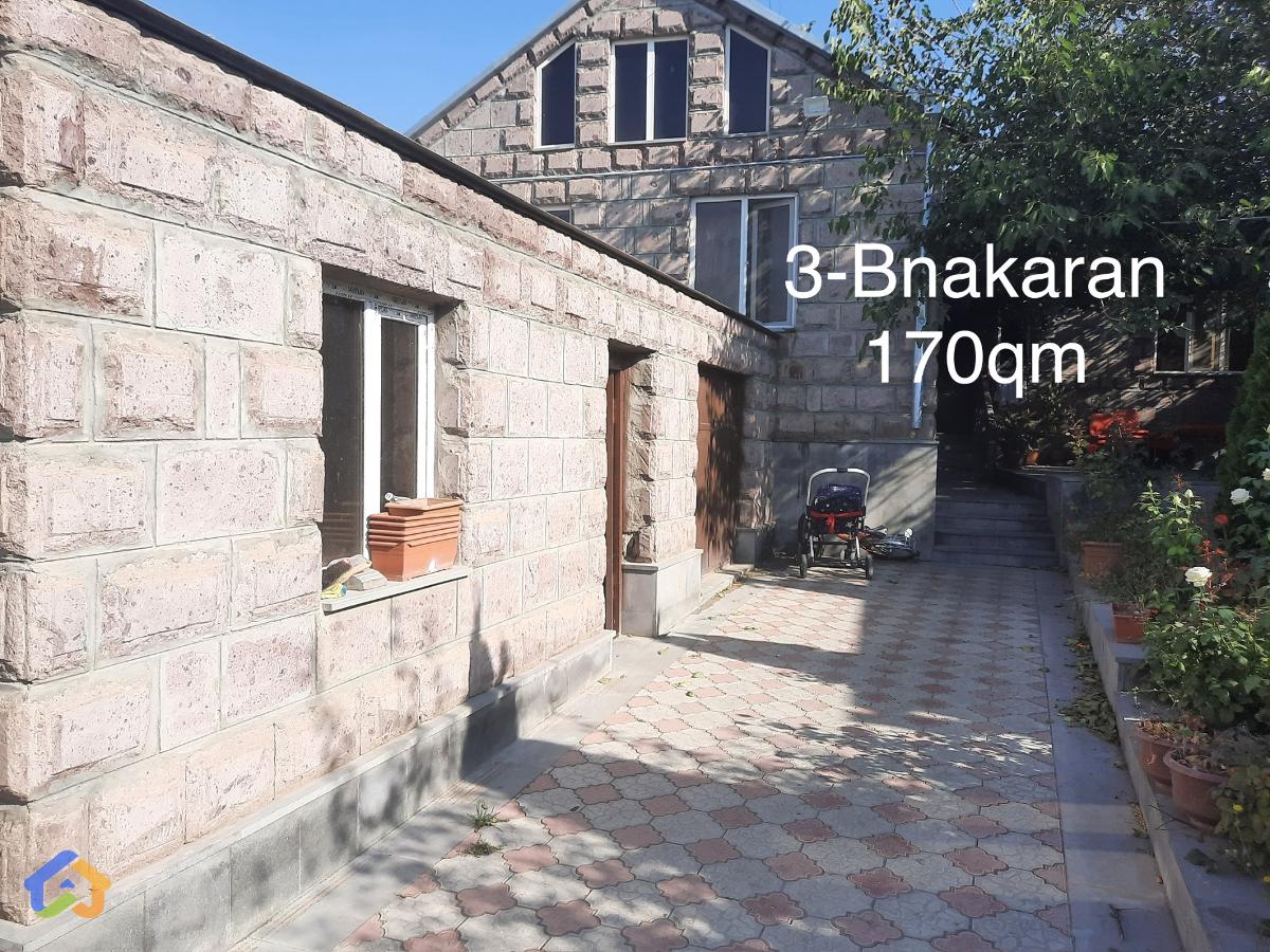 Vacharvum e sepakan tun 1000 qm - image 7