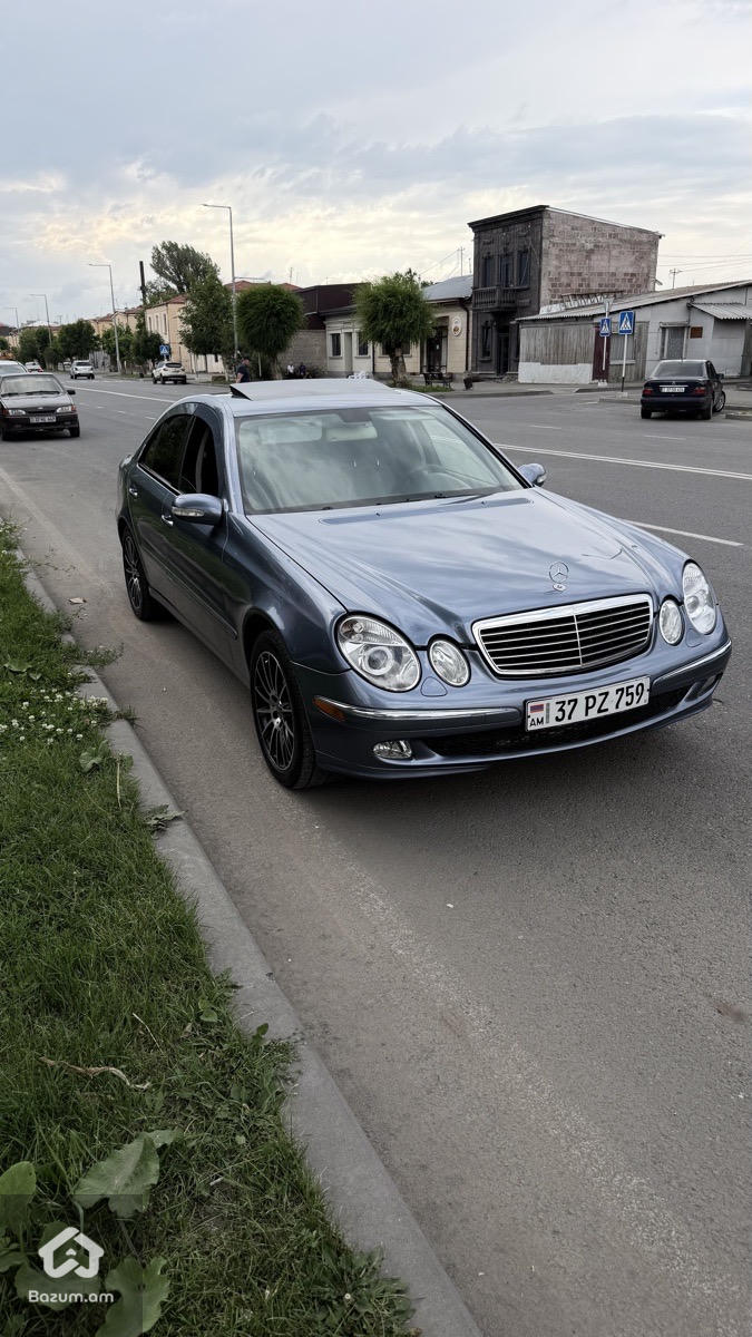mercedes w211 - image 2
