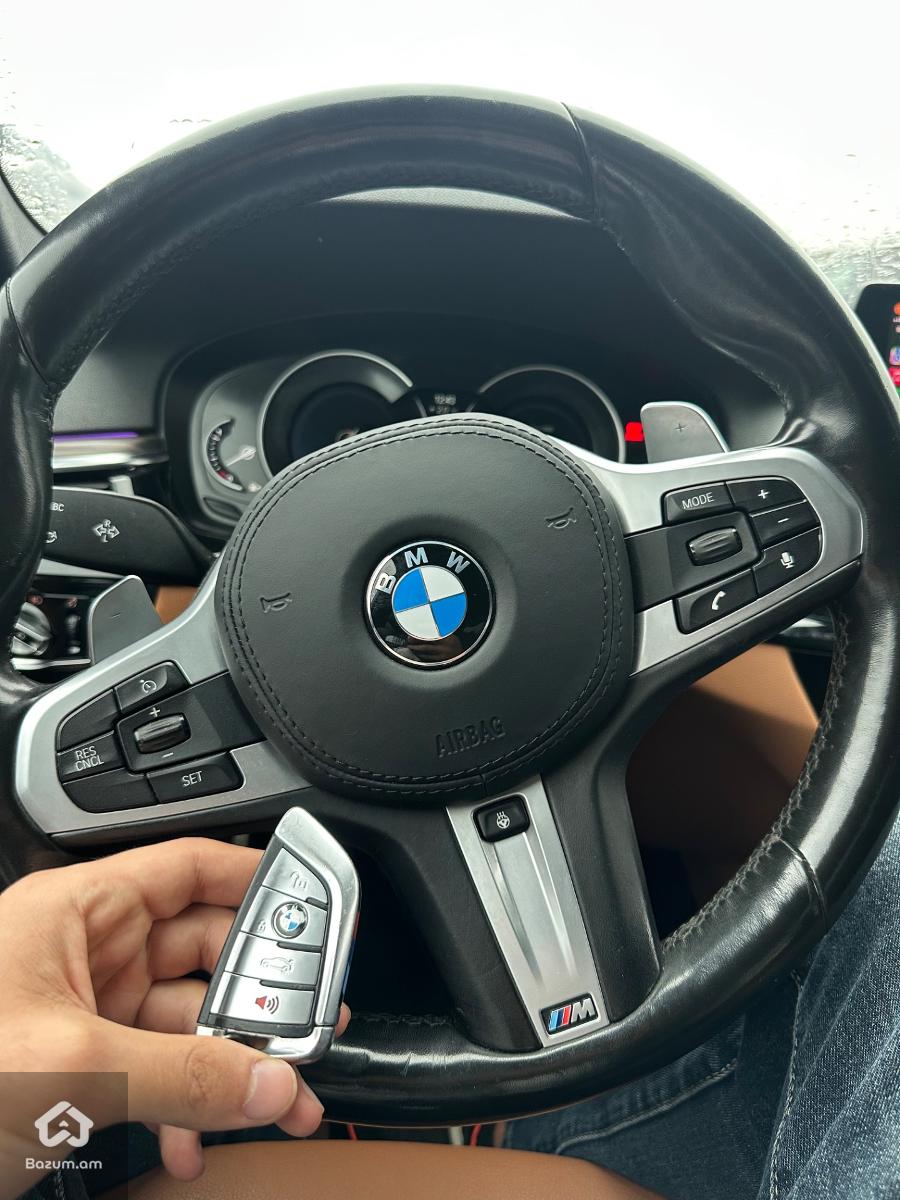 BMW M530i  - image 8