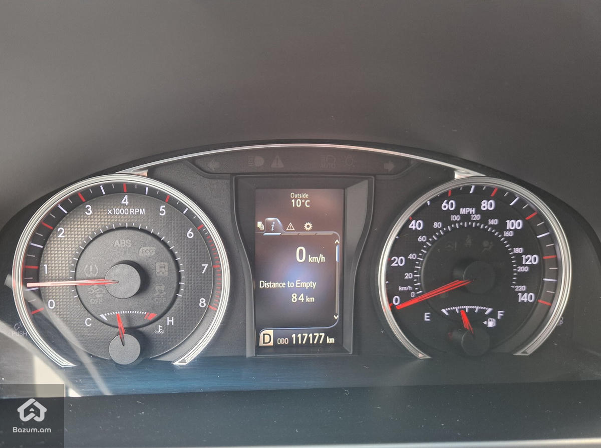 Toyota Camry 2016 SE - բենզին, սպիտակ գույն - image 17