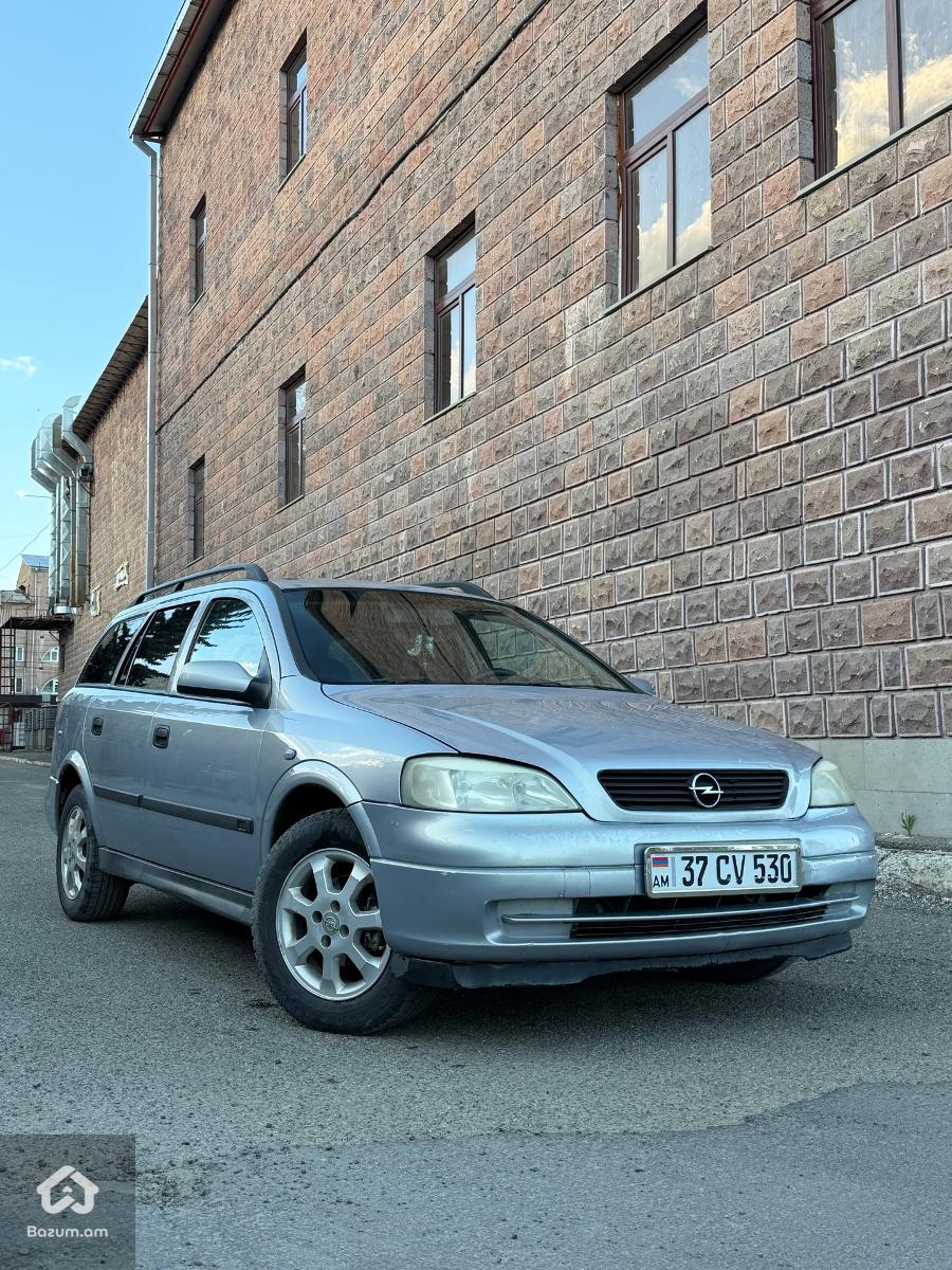 Opel Astra - image 8