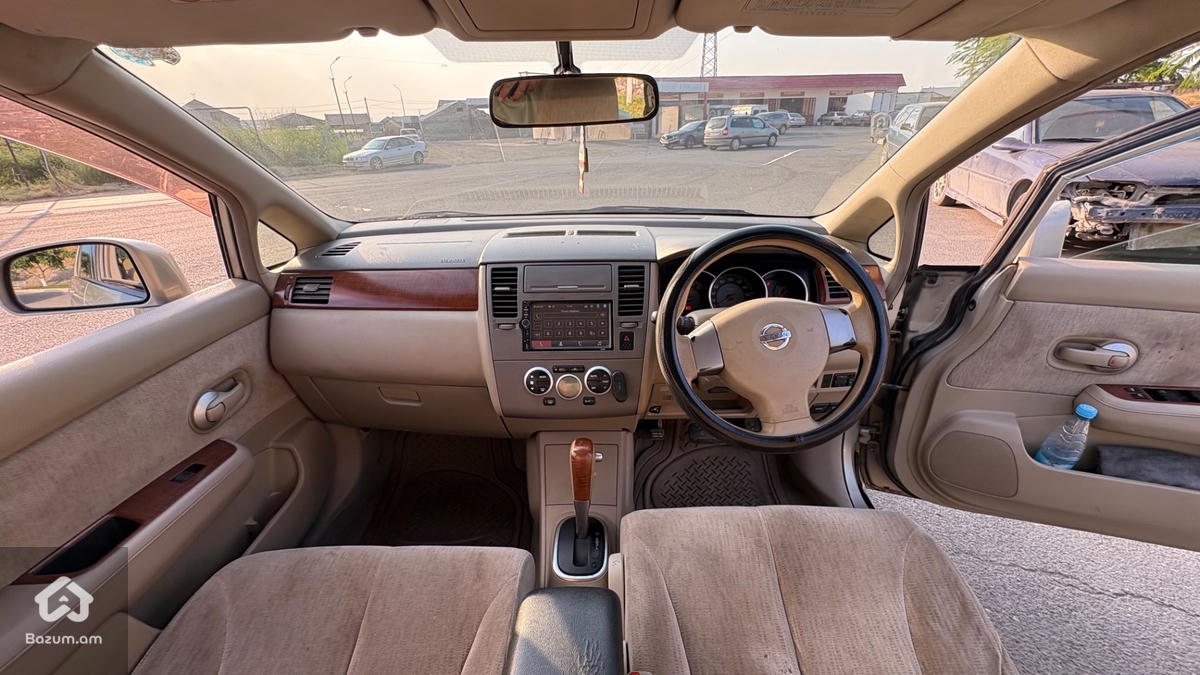 NISSAN TIIDA LATIO - image 3
