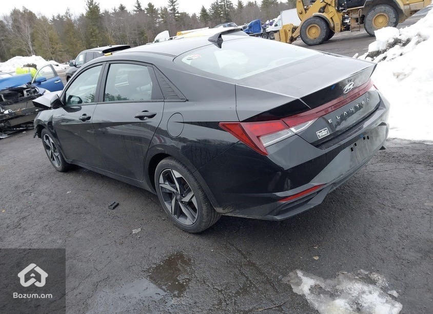 Hyundai Elantra SEL 2023 - image 3