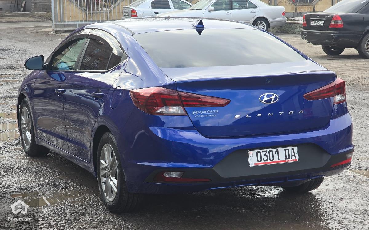 Hyundai  - image 7