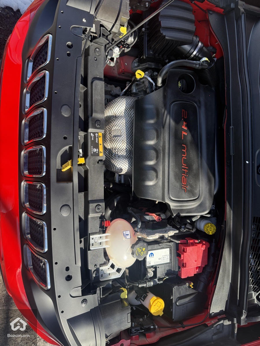 Jeep Renegade latitude 4x4 2020թ.  - image 19