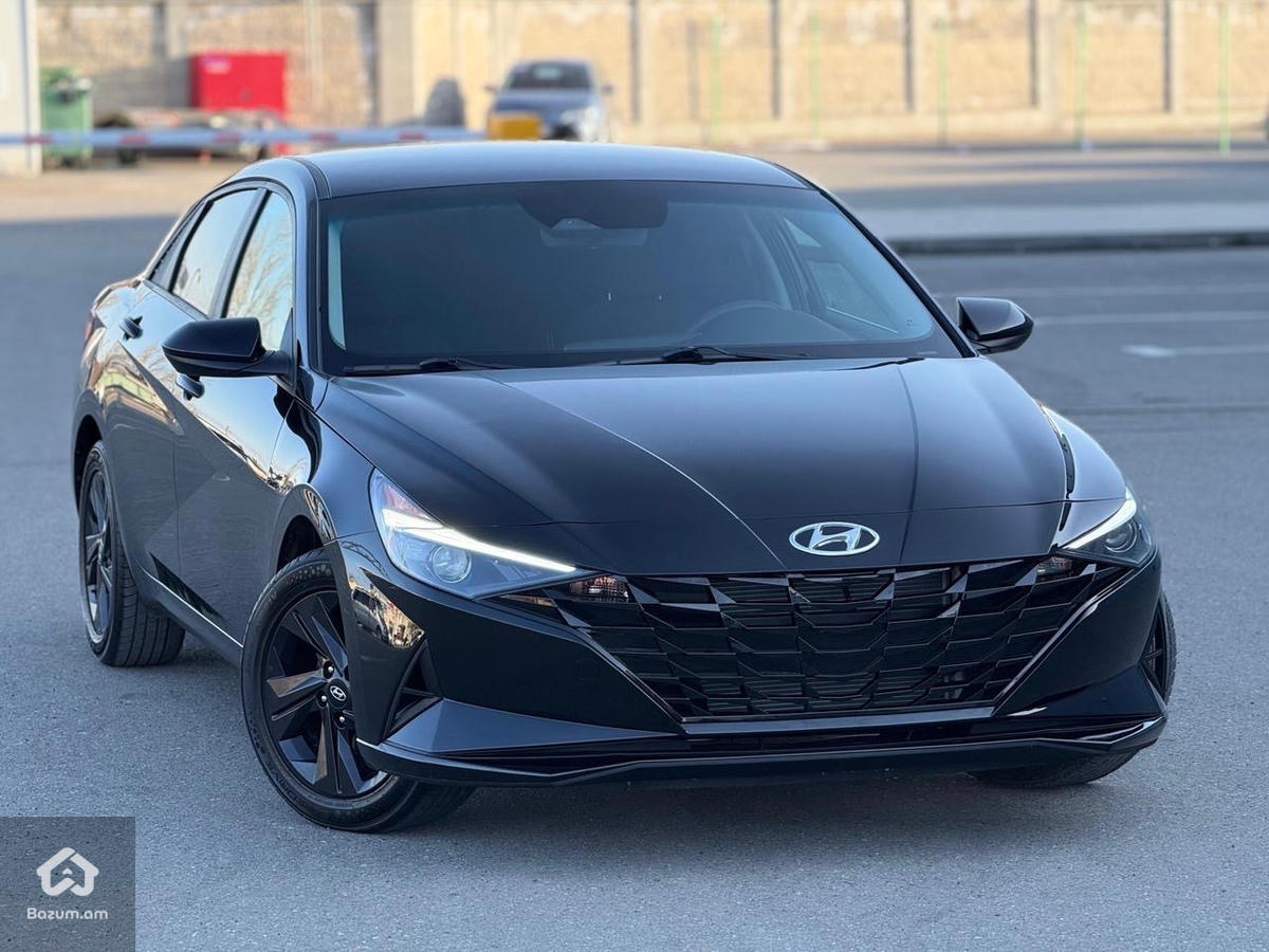 Hyundai Elantra - image 20