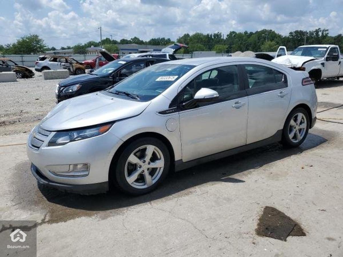 Վաճառվում է Chevrolet Volt (2013 թ.) ճանապարհից - image 12