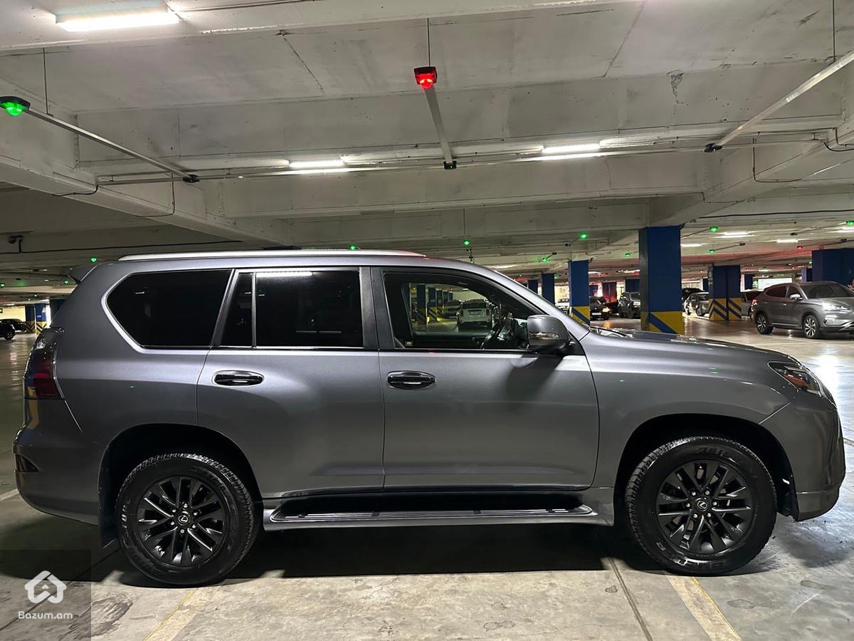 Lexus GX460 2022 - image 11