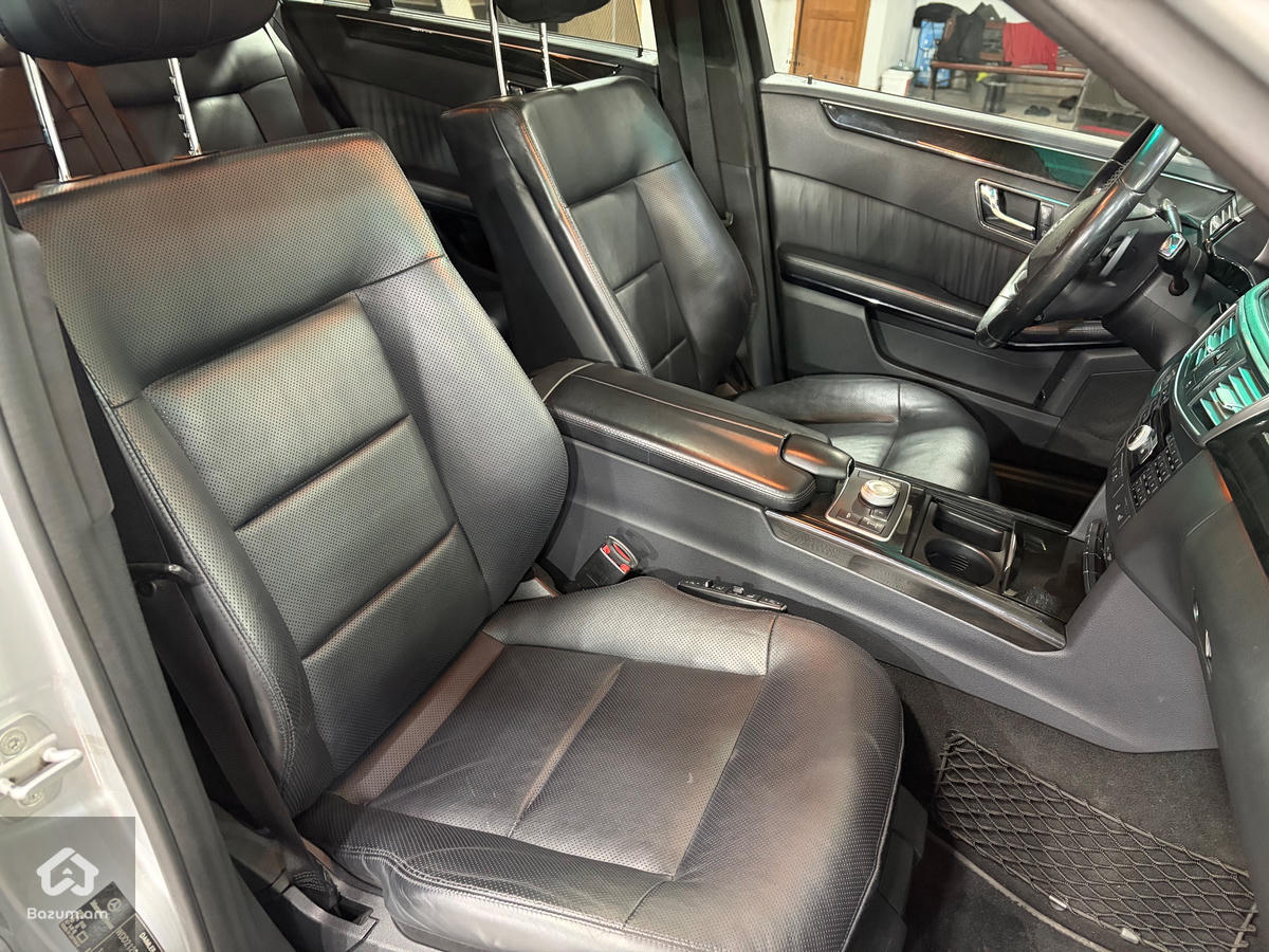 Mercedes Benz E 350 4matic - image 8