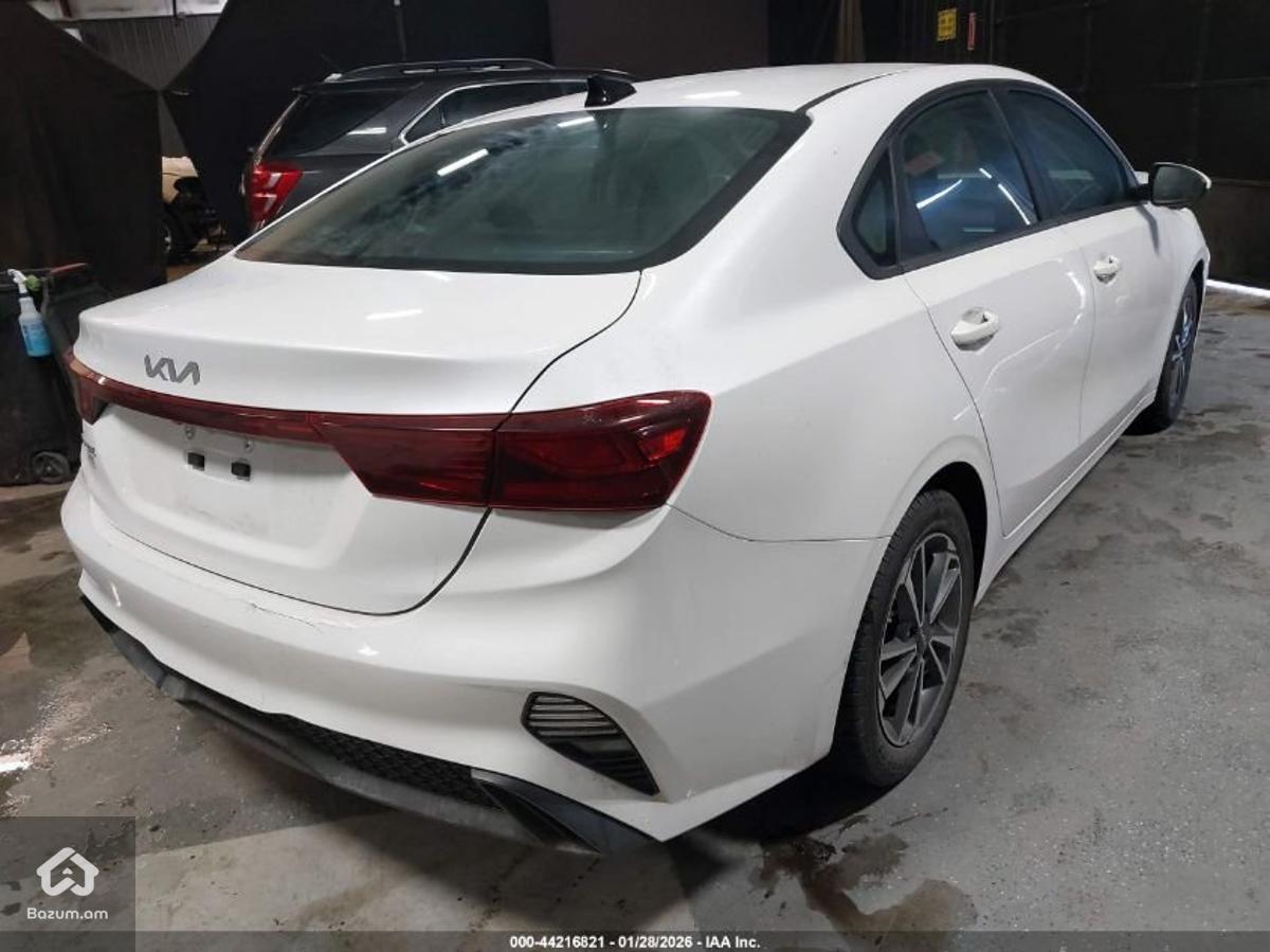 Kia Forte LXS 2023 - image 3