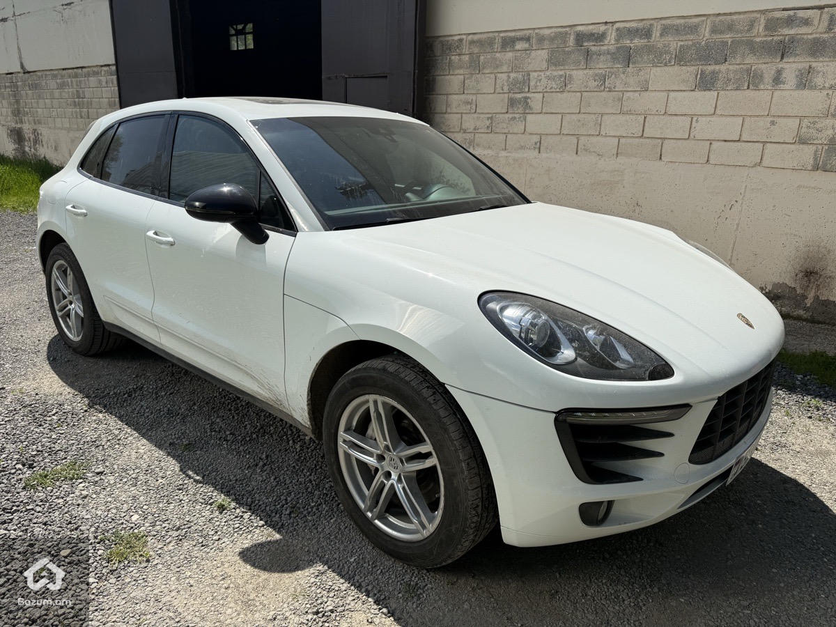 Porsche Macan 3.0 - image 2
