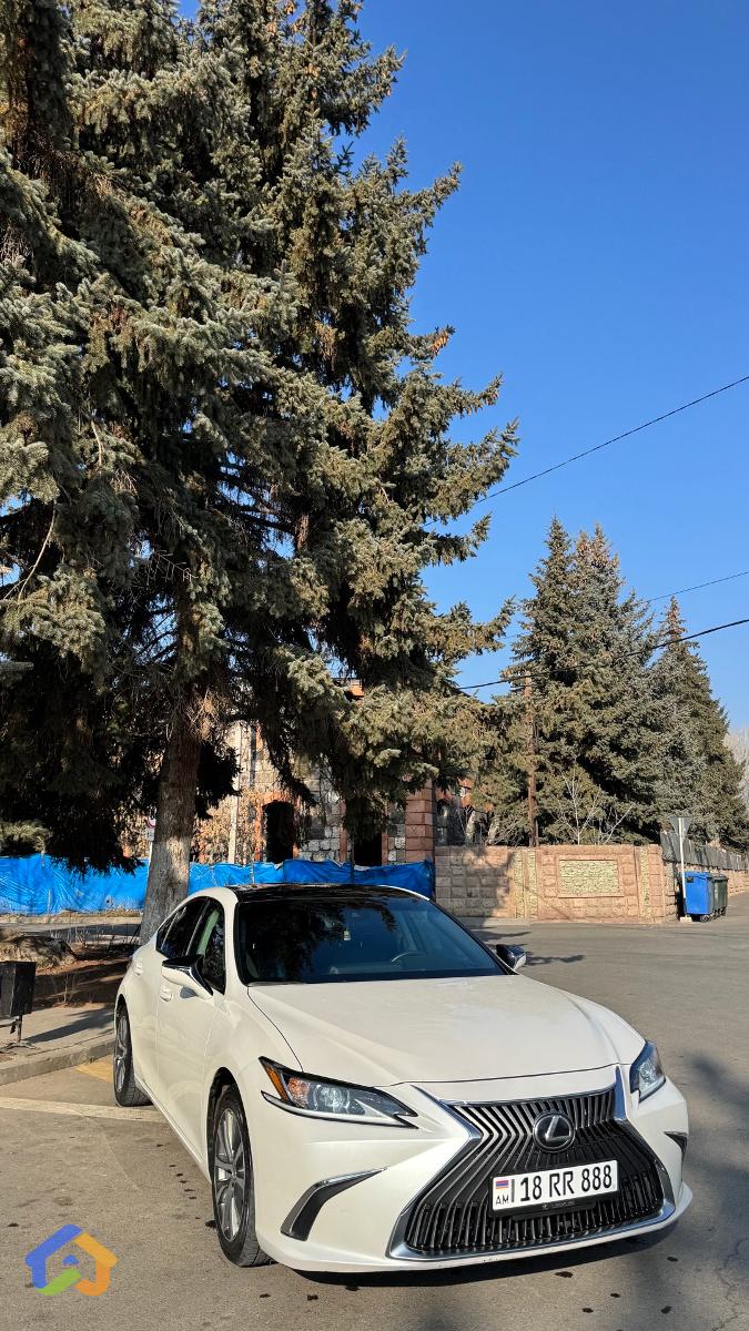 LEXUS ES350 - image 2