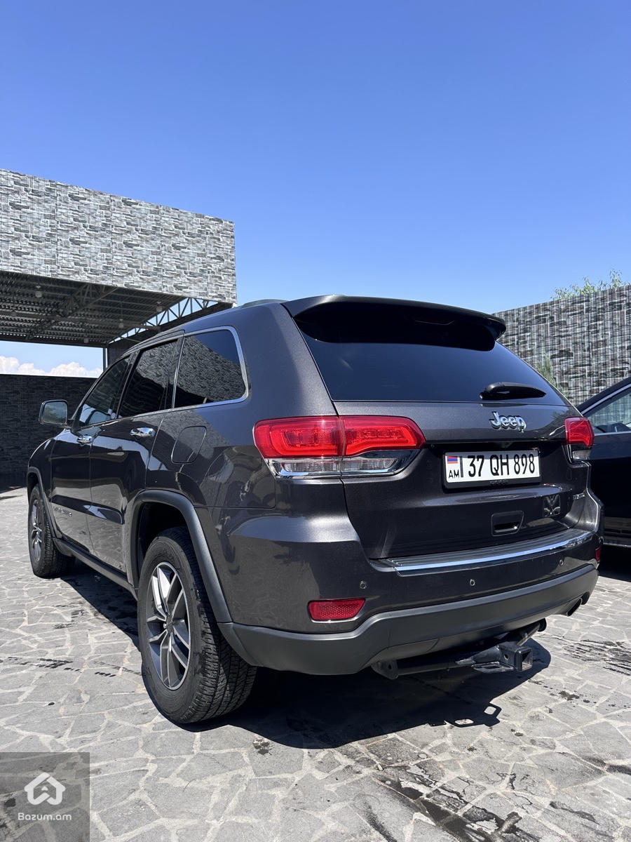 Grand Cherokee  - image 4