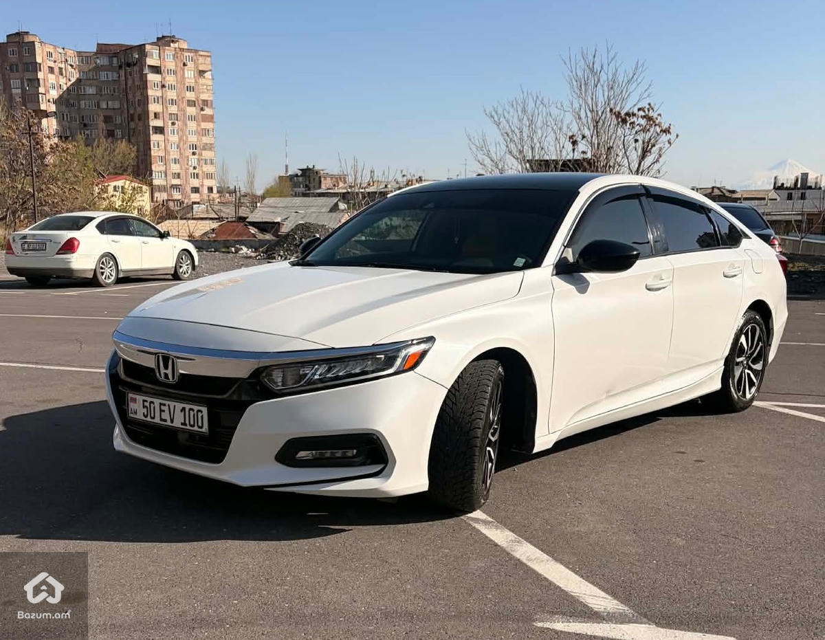 Honda Accord - image 3