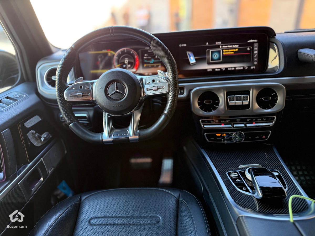 Mercedes-Benz G550 - image 5