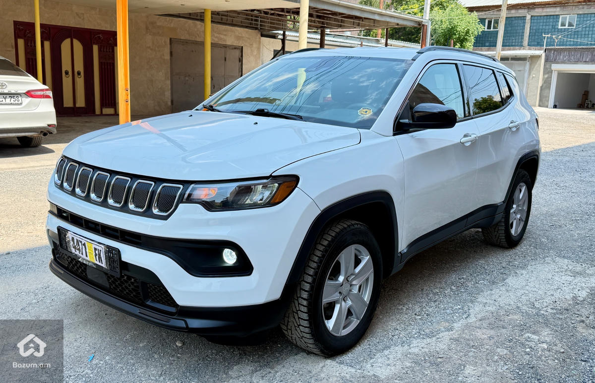 Jeep Compass RESTYLE  4X4 - image 3