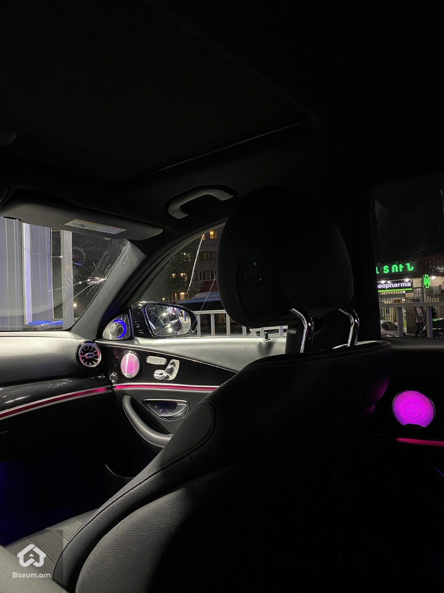 2021 Mercedes-Benz E350 Restyle - image 9