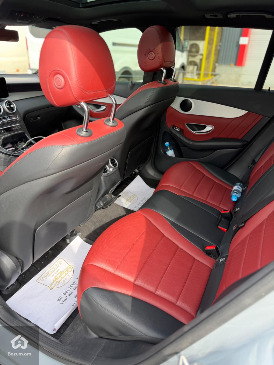 Mercedes Benz GLC 300 Amg line - image 7