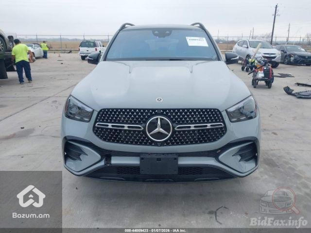 Mercedes-Benz GLE 450 2024 - image 1