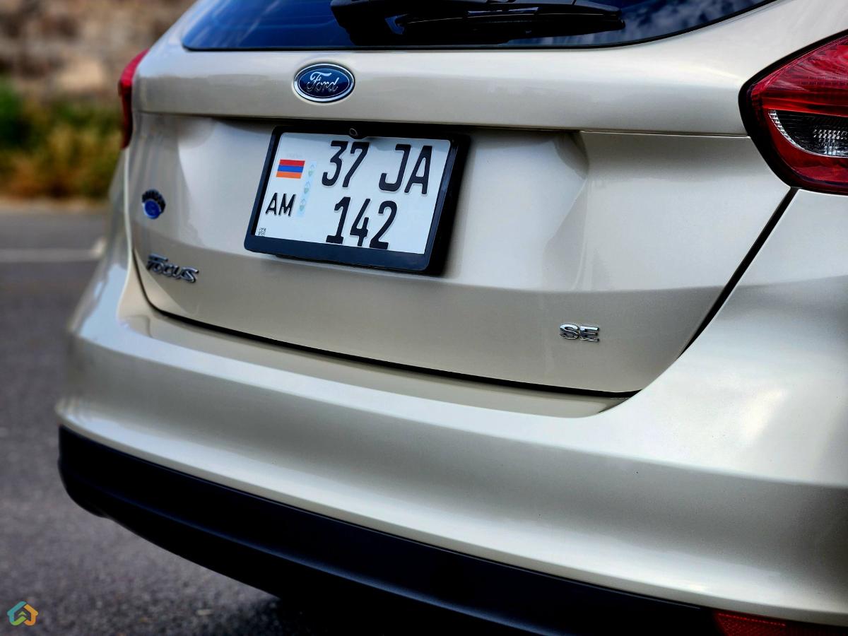 Ford focus - image 14