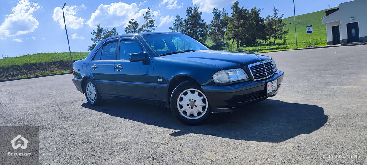 Mercedes Benz - image 3