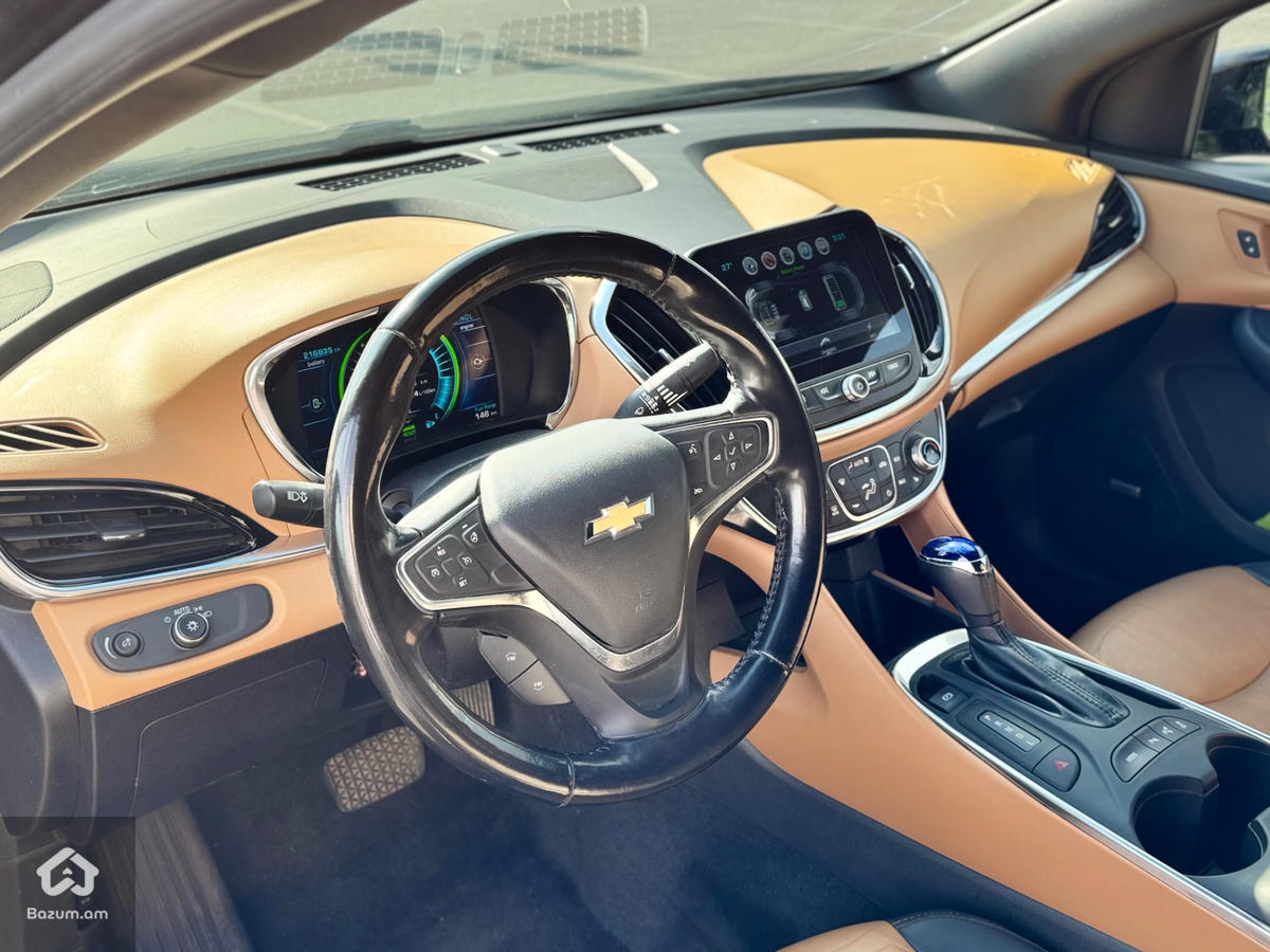 Chevrolet Volt 2 - image 8